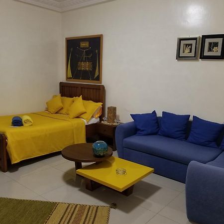 داكاغْ Studio Confort Fann Hock المظهر الخارجي الصورة